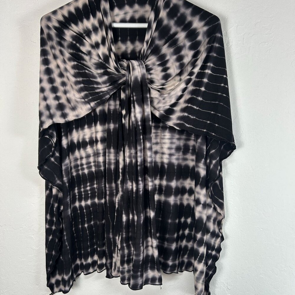 Bamboobies Open Nursing Shawl One Size Tie-Dye Black & White Bamboo Viscose Baby